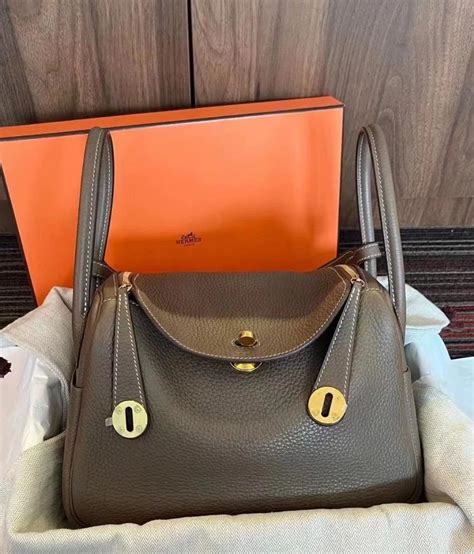 hermes lindy etoupe ghw|Hermes etoupe.